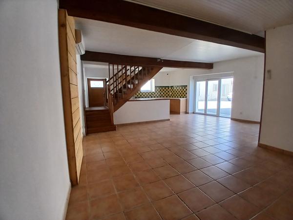 Charmante maison lumineuse de 98 m² avec briques apparentes