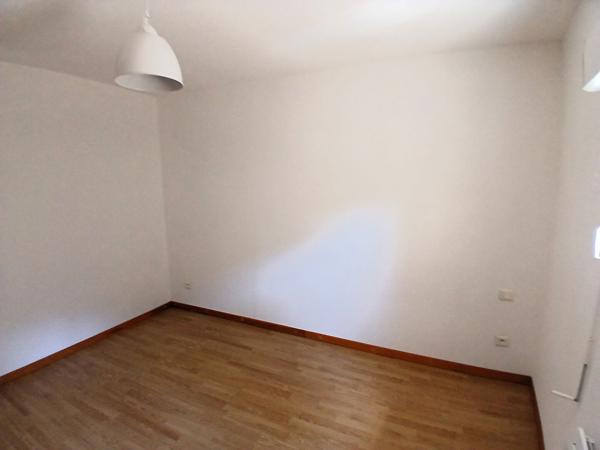 Charmante maison lumineuse de 98 m² avec briques apparentes
