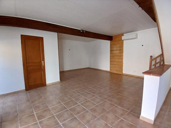 Charmante maison lumineuse de 98 m² avec briques apparentes
