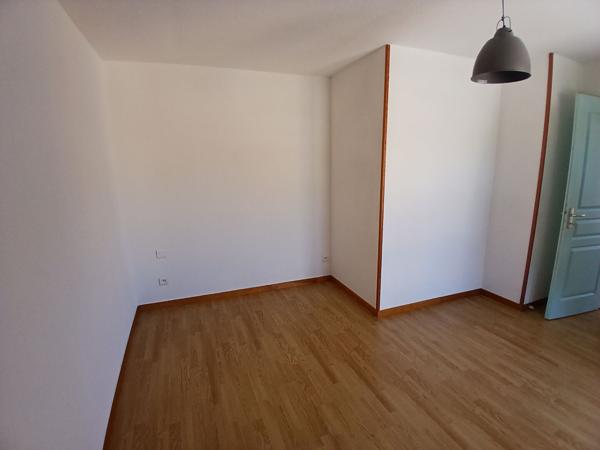Charmante maison lumineuse de 98 m² avec briques apparentes