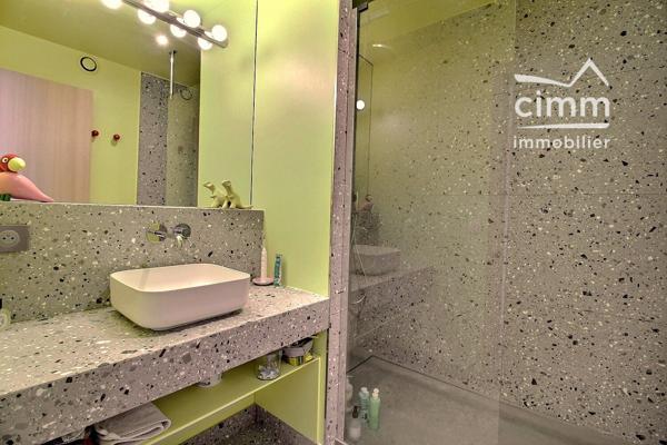 A VENDRE SALLANCHES (74700) APPARTEMENT T4 + MEZZANINE