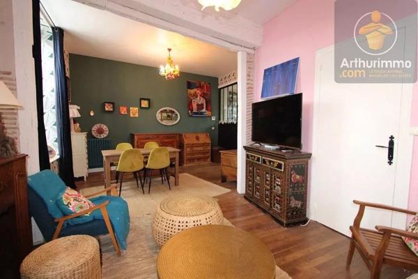 Location                                                      Appartement
                        
                     5 pièces                      102 m2                     à Beaugency