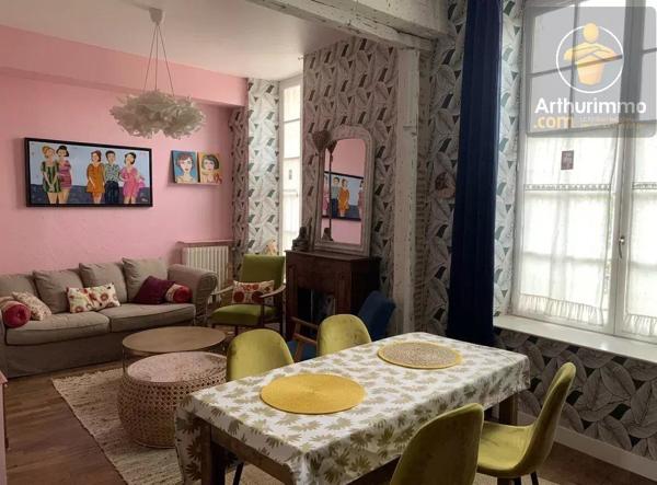 Location                                                      Appartement
                        
                     5 pièces                      102 m2                     à Beaugency
