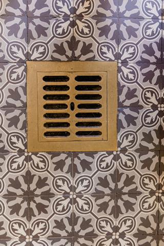 Versailles (78000) EXCLUSIVITE - COUP DE COEUR - MAISON FAMILIALE - 5 CHAMBRES ET 1 BUREAU - JARDIN PAYSAGE - TERRASSES - GARAGE