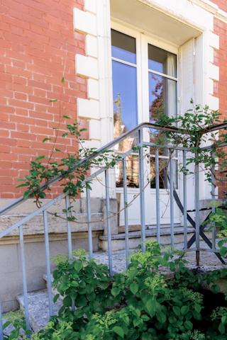 Versailles (78000) EXCLUSIVITE - COUP DE COEUR - MAISON FAMILIALE - 5 CHAMBRES ET 1 BUREAU - JARDIN PAYSAGE - TERRASSES - GARAGE