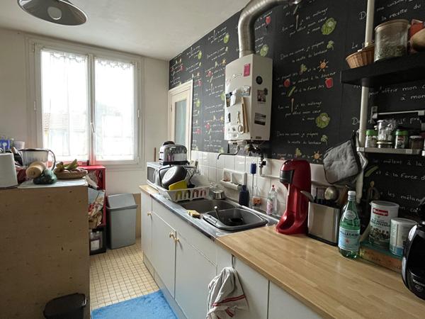 Appartement Nantes quartier Zola 2 pièces 1 chambre, avec balcon, parking et cave