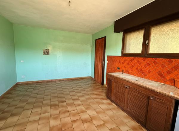 Maison 6 pièces à vendre à Tarnos - 142 m² avec grand hangar et garage