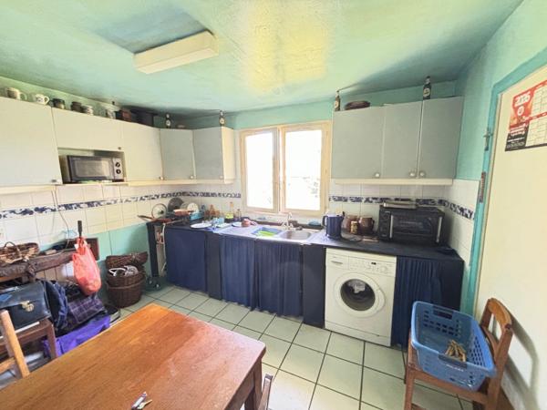 BEAU POTENTIEL DE 130 M² HABITABLE