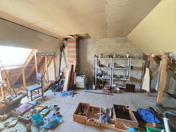 BEAU POTENTIEL DE 130 M² HABITABLE