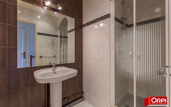 Appartement à louer    2 pièces • 51,72 m2 Viry-Châtillon