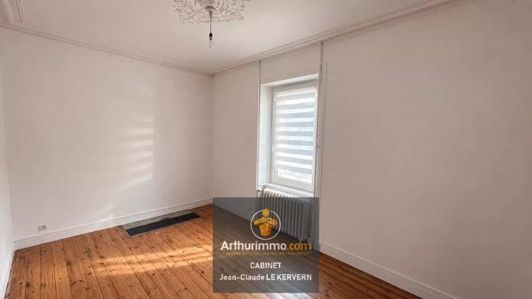 Vente                                                      Maison
                        
                     6 pièces                      132 m2                     à Saint-Brieuc