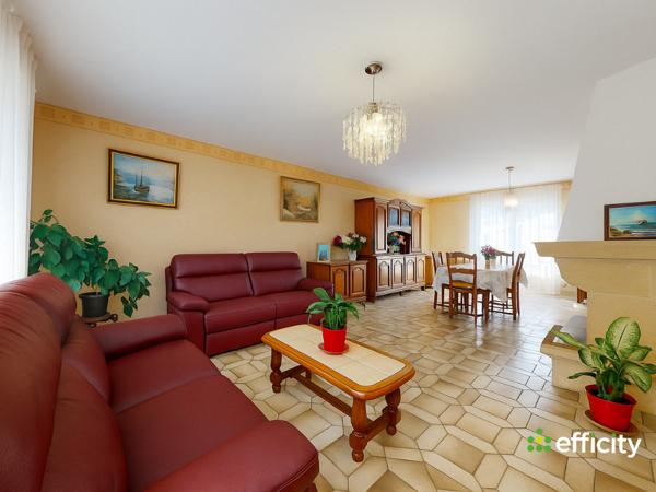 Maison 7 pièces - 150 m²