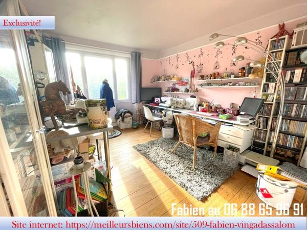 LONGERE EN PIERRE DE TAILLE A SAISIR!