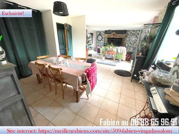 LONGERE EN PIERRE DE TAILLE A SAISIR!