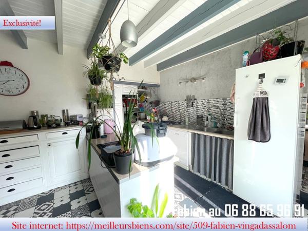 LONGERE EN PIERRE DE TAILLE A SAISIR!