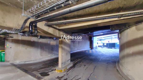 Parking - Métro Balard (Paris 15e)