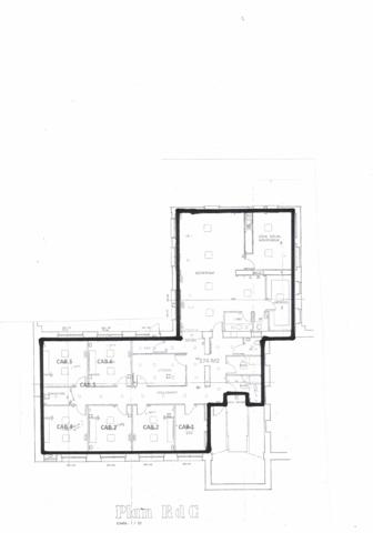 BEL EMPLACEMENT LOCAL / BUREAU A VENDRE DE 274M² AVEC PARKINGS.