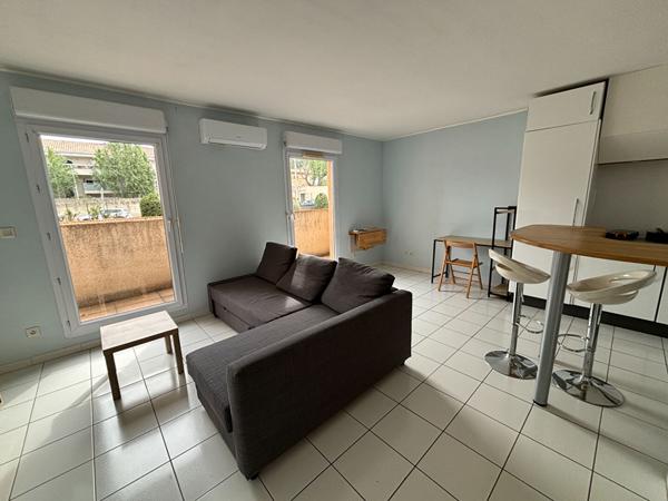 SALON DE PROVENCE - Appartement 2 pièces meublé avec balcon et box