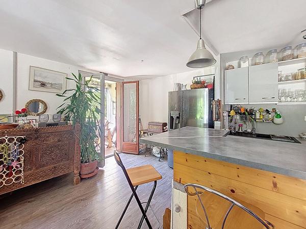 Charmant appartement 2 pièces de 61m² avec jardin - Calme et sérénité à Mouxy