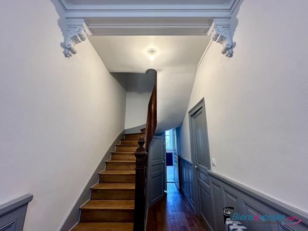 Maison de ville avec jardin rénovée avec goût