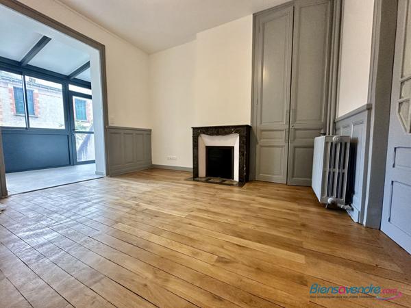 Maison de ville avec jardin rénovée avec goût