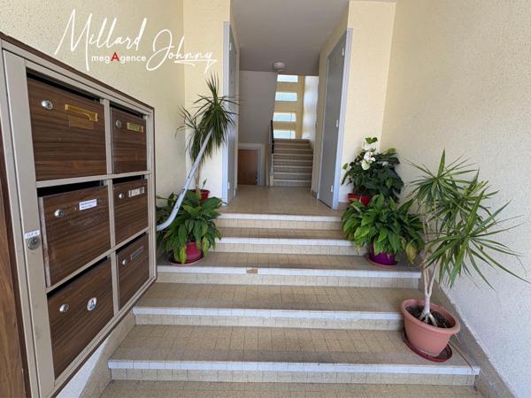 Immeuble à DIGOIN, 71160 - 1011m²