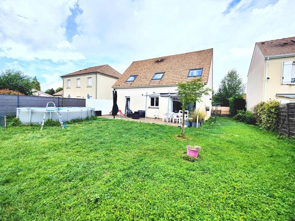Maison Guignes 6 pièce(s) 120,61 m2