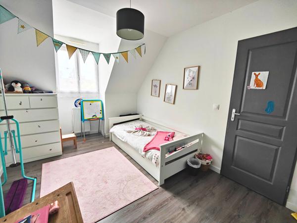 Maison Guignes 6 pièce(s) 120,61 m2