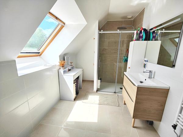Maison Guignes 6 pièce(s) 120,61 m2