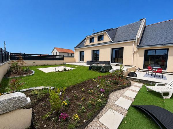 Maison Coueron 8 pièces, 6 chambres, 220 m2 en impasse