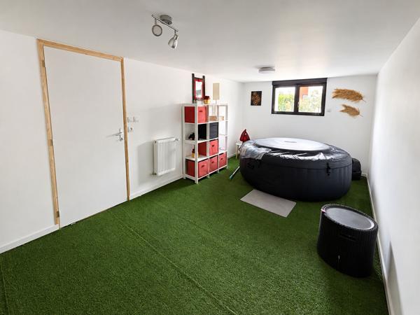 Maison Coueron 8 pièces, 6 chambres, 220 m2 en impasse