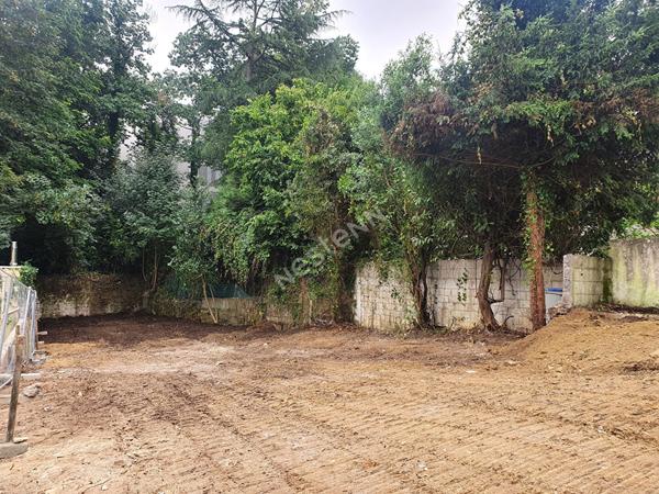 Nantes Schuman : VENTE Terrain constructible non viabilisé de 437 m² .