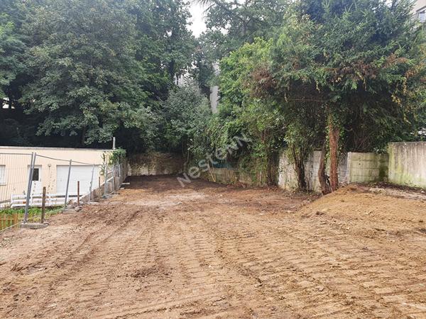 Nantes Schuman : VENTE Terrain constructible non viabilisé de 437 m² .