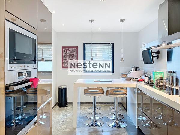 Maison 8 pièce(s) 161.32 m2