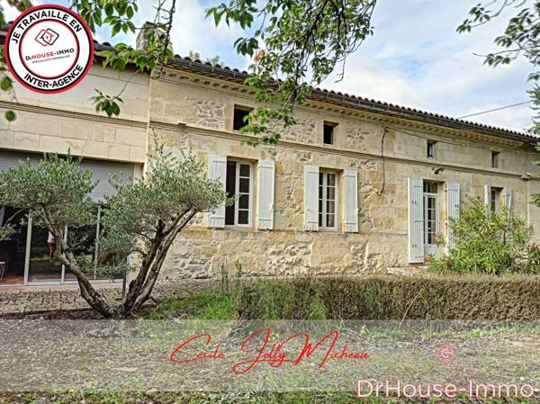 Maison à vendre 8 pièces de 245 m²