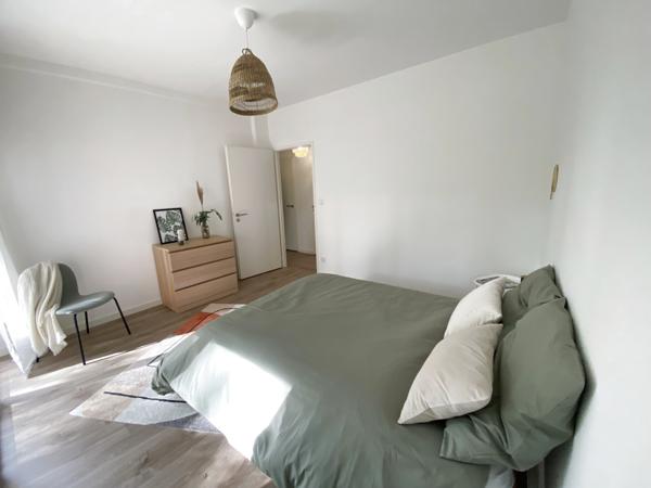 Maison
                                                                                                                                                                                                                                                                                                                        4 pièce(s)                                                                                                                                                                                                          2 chambre(s)                                                                                                                                                                                                          82  m²