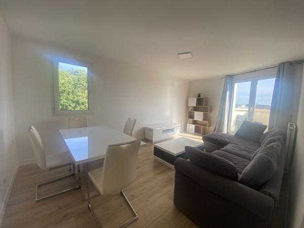 Appartement Evry Courcouronnes 3 pièce(s) 64.03 m2