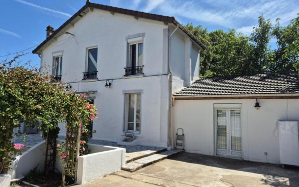 Maison à vendre    5 pièces •  Rosny-sous-Bois