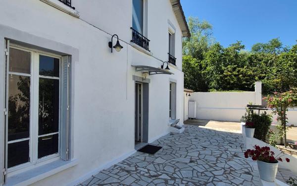 Maison à vendre    5 pièces •  Rosny-sous-Bois