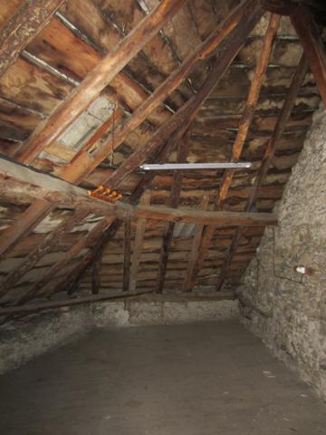 Massat (09320) Jolie maison de village.