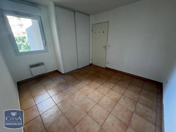Appartement à louer 2 pièces 48m² Nîmes (30000)