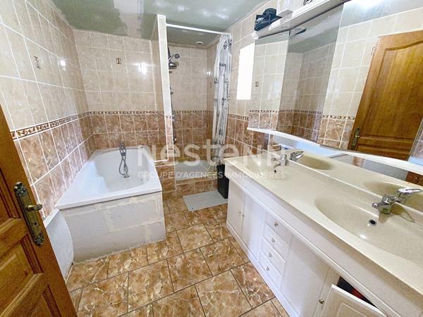 Longère de charme au calme, vue sur les champs à Huillé-Lézigné