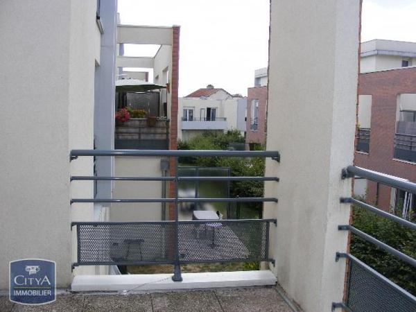 Appartement à louer 4 pièces 97.69m²