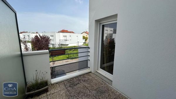 Appartement à louer 4 pièces 97.69m²