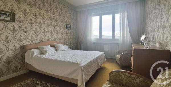 Maison à vendre  9 pièces - 270 m 2   MONTLUCON  - 03