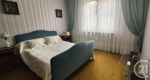 Maison à vendre  9 pièces - 270 m 2   MONTLUCON  - 03