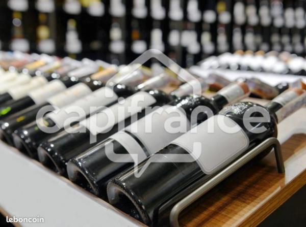 Ville côtière autour de QUIMPER(29) - Fonds de commerce cave à vins - Emplacement centre-ville
