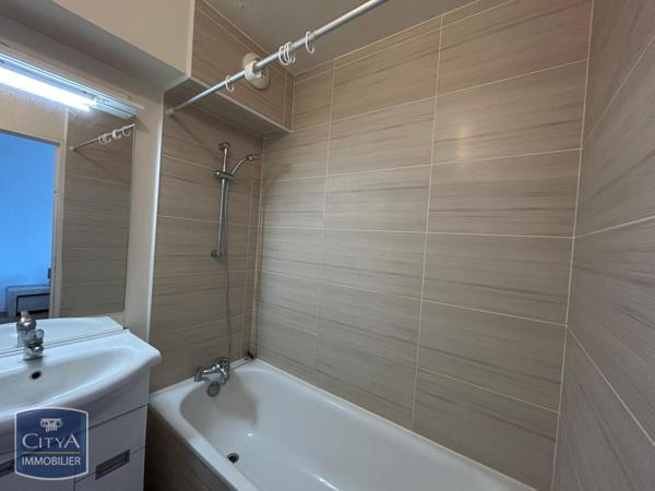 Appartement à louer 2 pièces 48.4m²