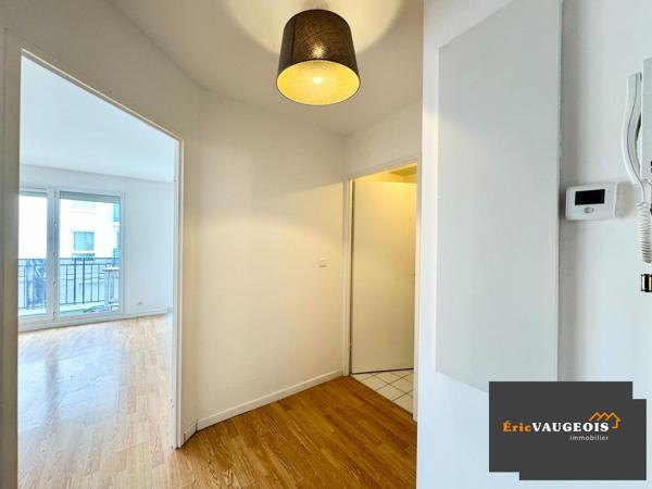 Bussy-Saint-Georges (77600) Appart T2, 49m², balcon, Parking, centre-ville Bussy-Saint-Georges