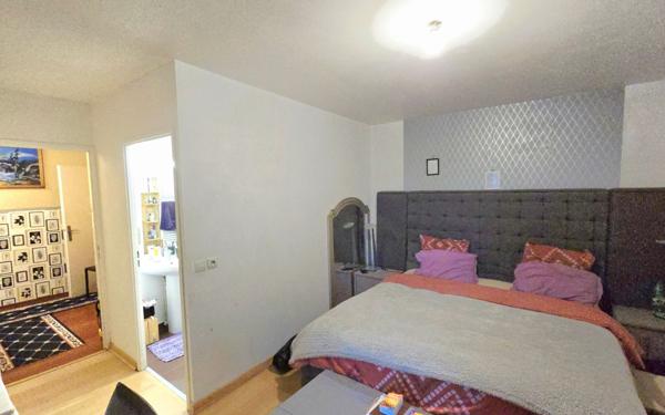 Appartement à vendre    5 pièces • 110,80 m2 Saint-Denis